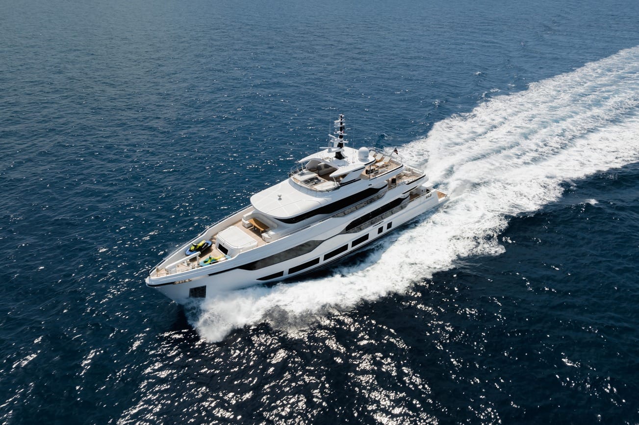 The Majesty 120 powering ahead
