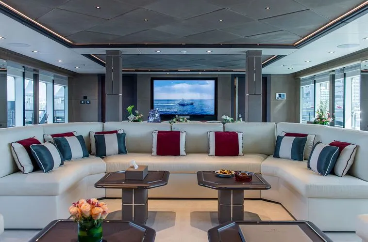 Majesty 175 主沙龙