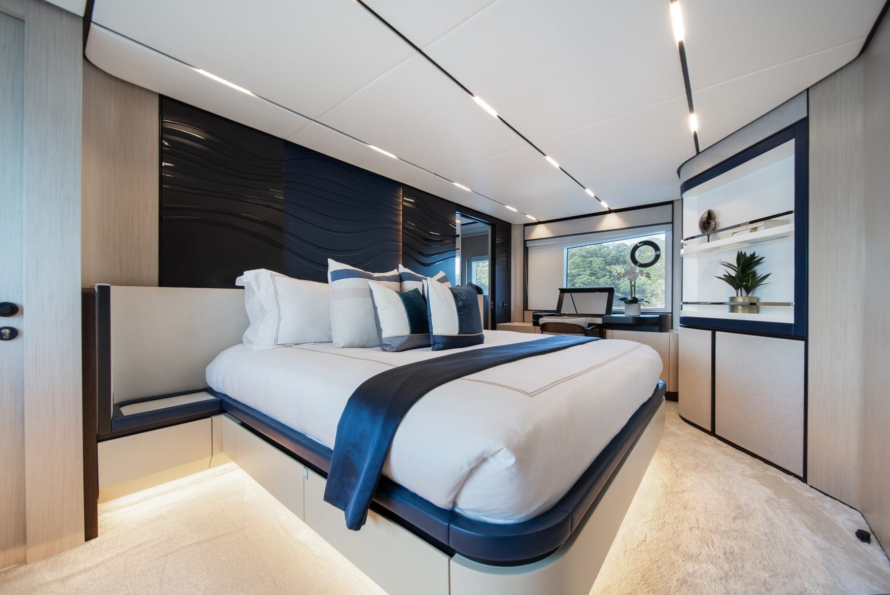 Majesty 72 船主套房