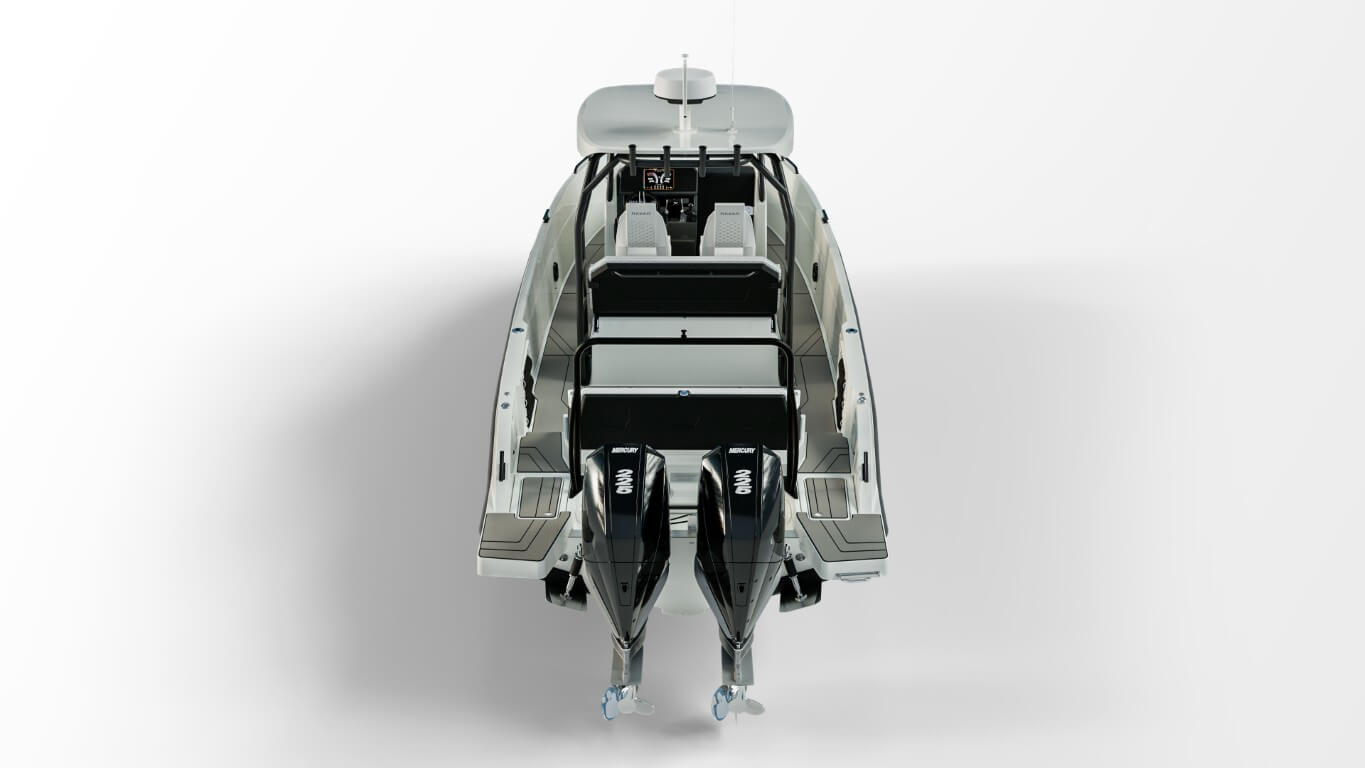 Navan T30 正船尾视角
