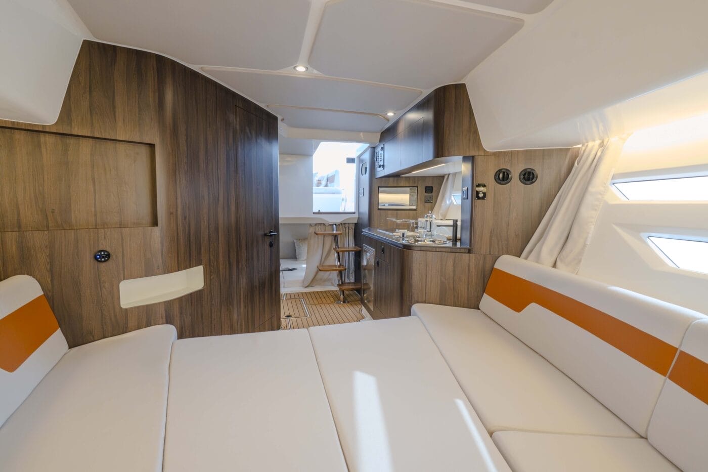 Oryx 379 lower saloon with integrated galley
