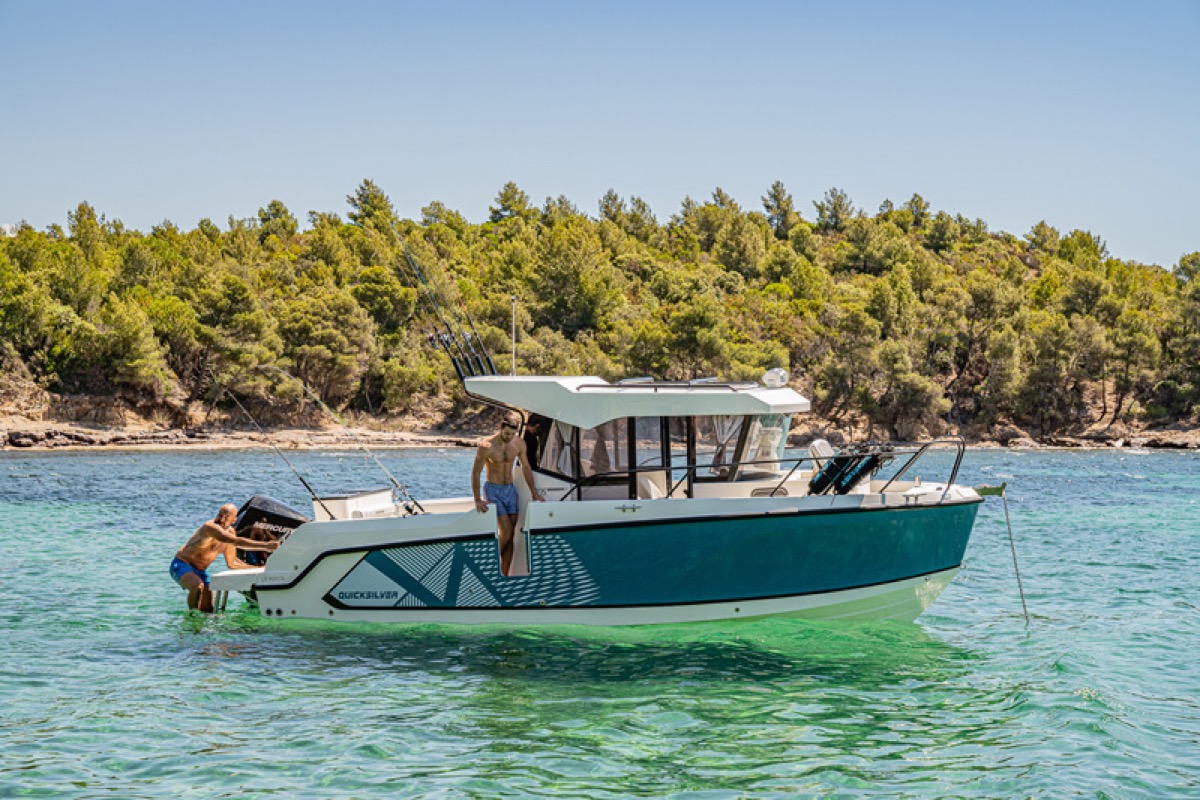 805 Pilothouse 侧面全览